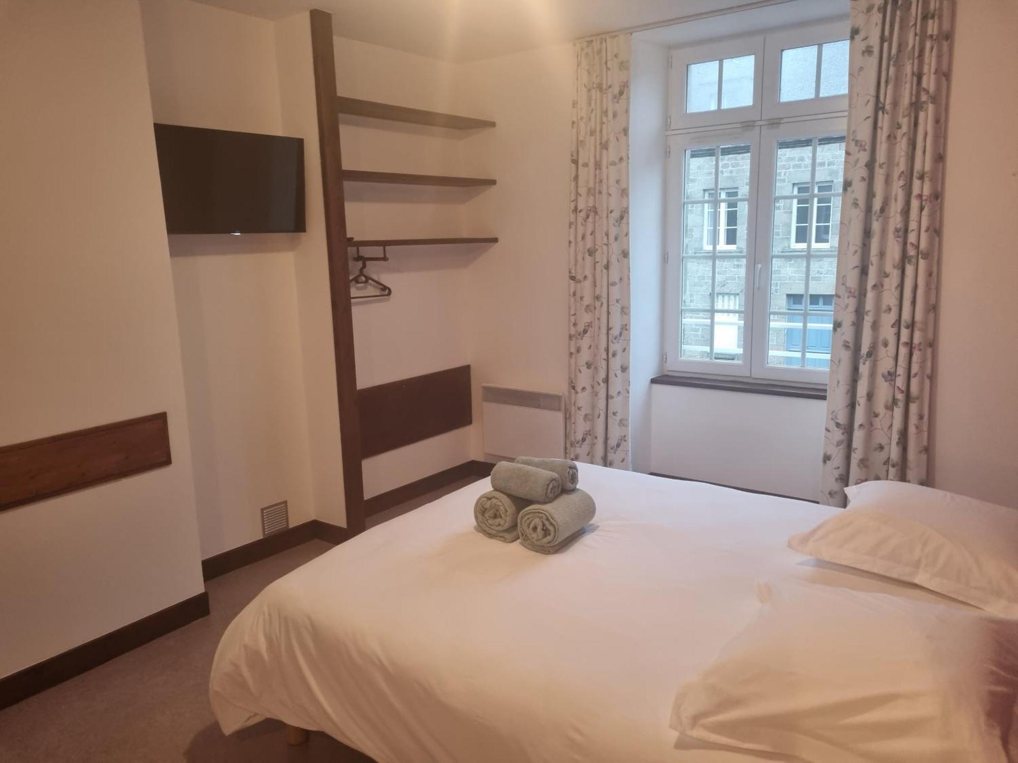 Le Conquerant - Chambres Meublees - Barfleur Zewnętrze zdjęcie
